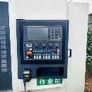 同款三台冠驰1370加工中心，三轴线轨，BT40主轴8000转.