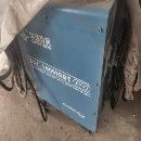 出售一台埋弧焊十字架，4米的，带1000的焊机。