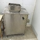 食品生产花生自动脱皮粉碎机一台，九五成新
