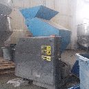 河南郑州转让信易牌粉碎机 上料破碎一体化 品质优良